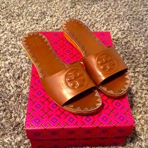 Tory Burch wooden cognac sandal